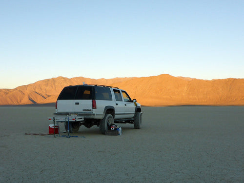 Camp Kitchen Box vs. Hitch-Mounted Kitchen (Yakima EXO, HitchFire): Which Setup Fits Your Vehicle and Budget?
