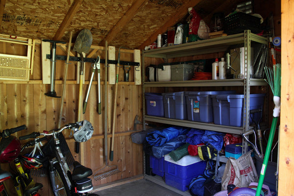 How to Keep Mice and Bugs Out of a Stored Camp Kitchen