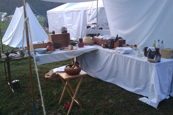 Camp Kitchen Workflow: Setting Up Cook, Prep, and Wash Zones Around the Box