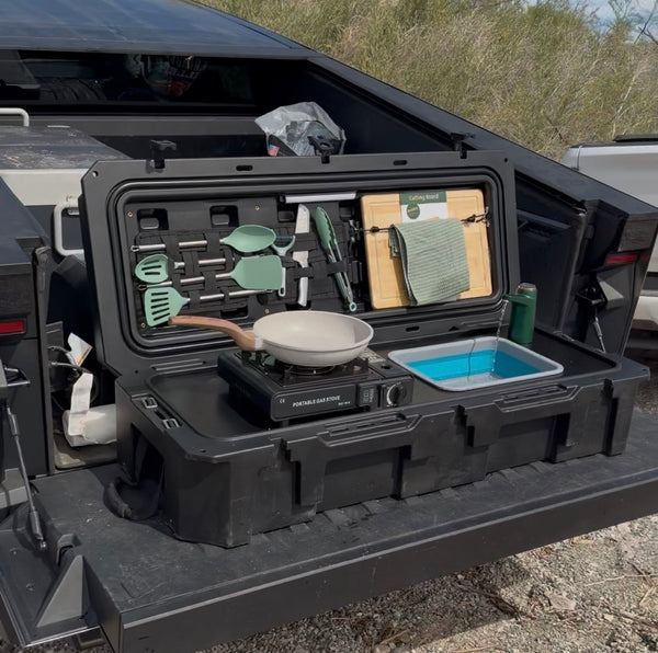 VOZ Camp Kitchen vs GCI Outdoor Master Cook Station — comparison
